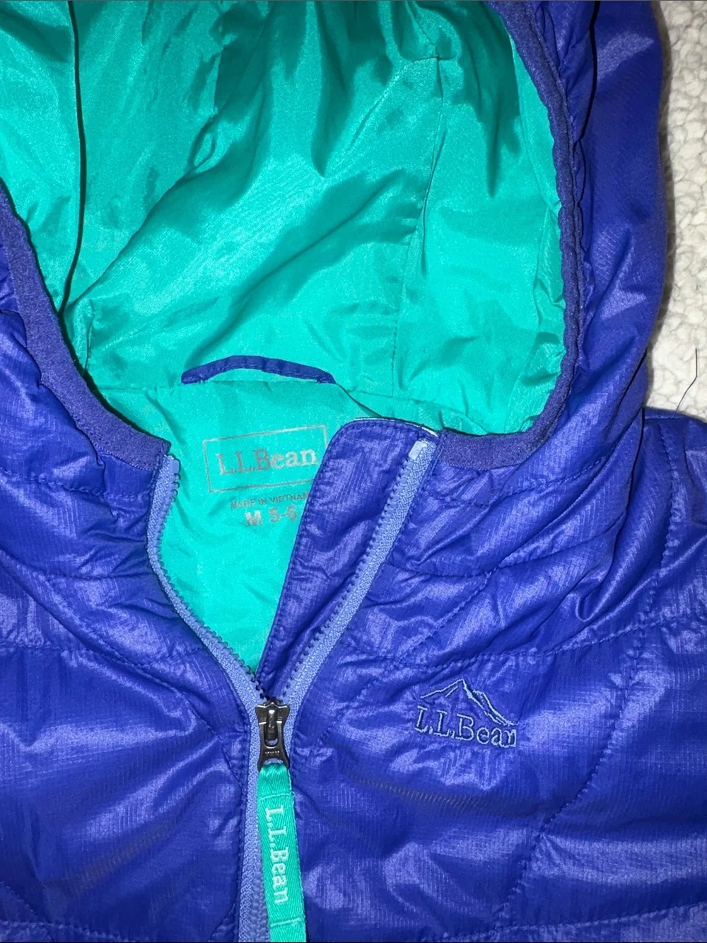 L.L. Bean Kids Puff-N-Stuff Jacket Little Girls' Puffer Blue with Teal Lining